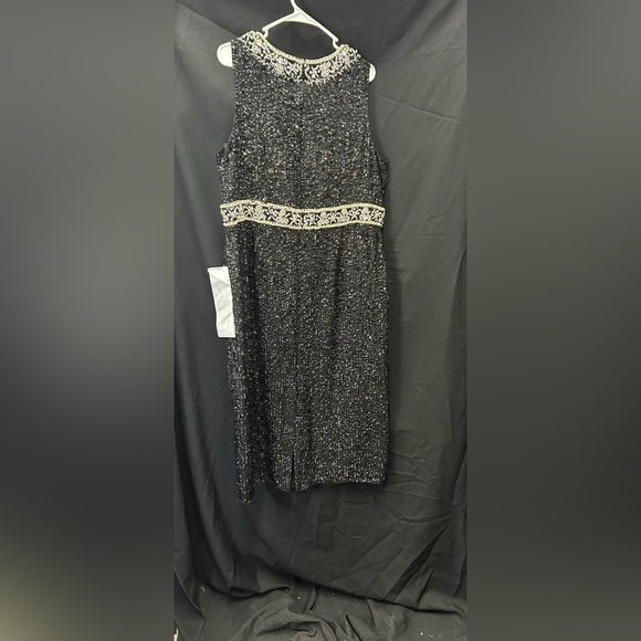 MAC DUGGAL 10739 NWOT Embellished Sleeveless High Neck Midi Dress - Picture 5 of 6